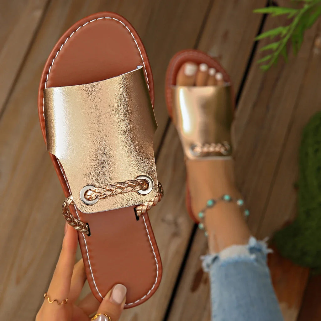 Sandales plates pour femmes, pantoufles décontractées, chaussures d'été 2026
