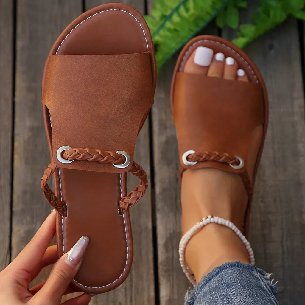 Sandales plates pour femmes, pantoufles décontractées, chaussures d'été 2026